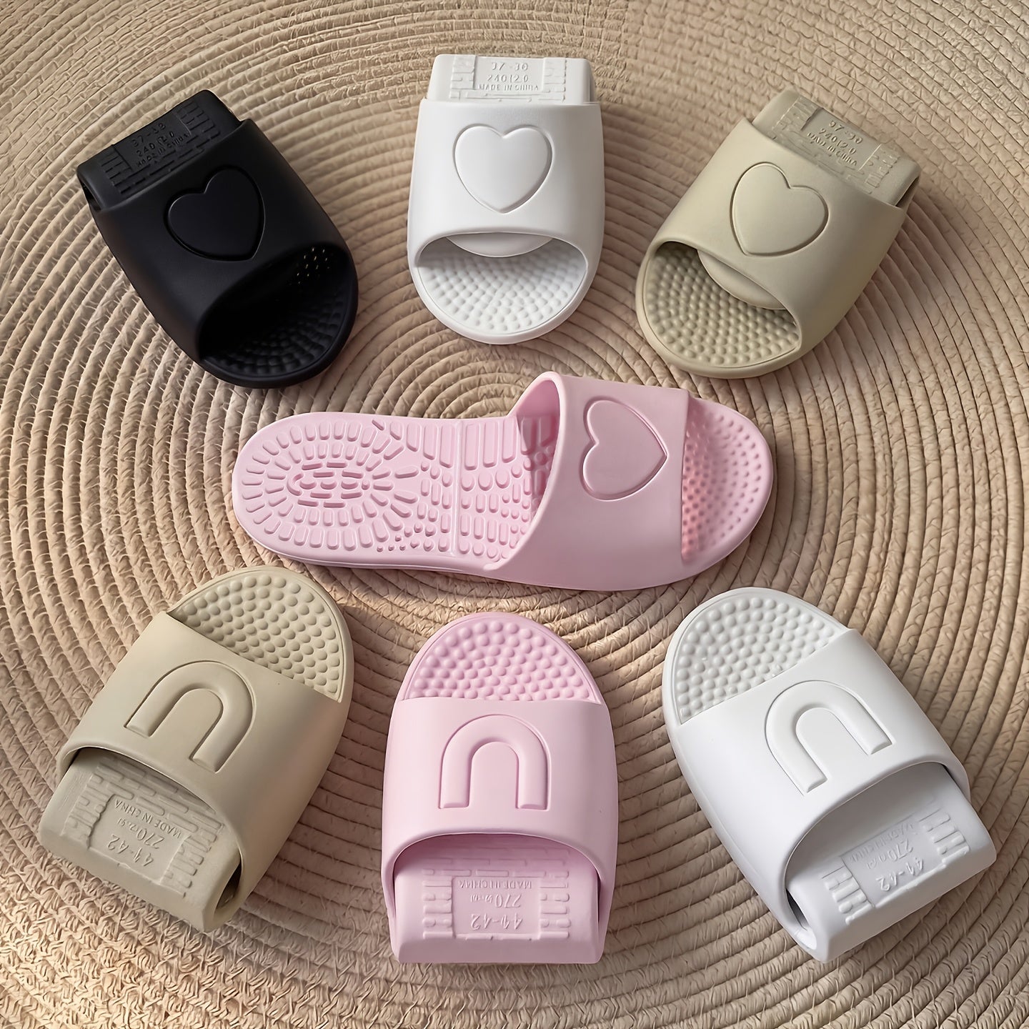 [Portable Foldable Lightweight] FZT Portable Travel Business Trip Slippers, Unisex Foldable Quiet Lightweight Couple's Bathroom Slippers for Women, Travel Beach Business Trip Hotel Shower Slippers for Men, Shoes with Randomly Shipped Heart and U-Shaped Pa